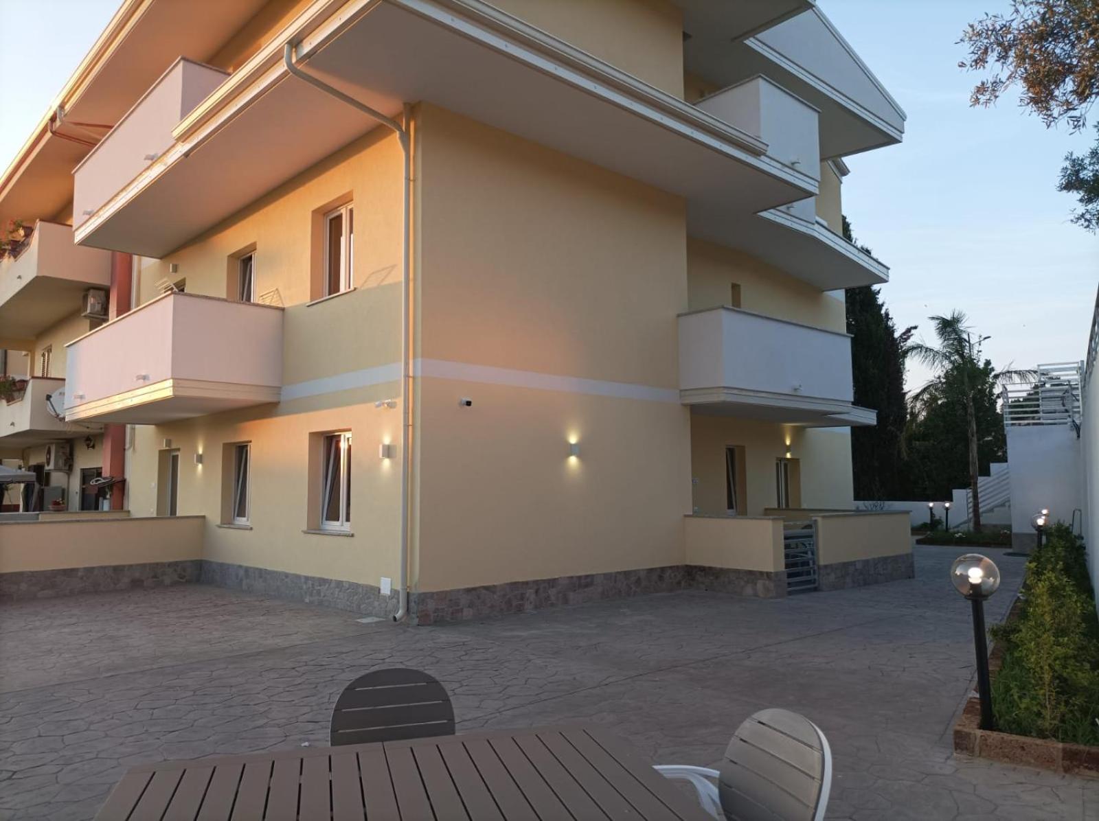 La Playa Del Sol 2 Villa Santa Domenica  Eksteriør billede